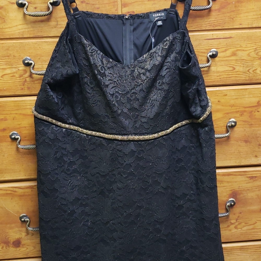Black lace dress